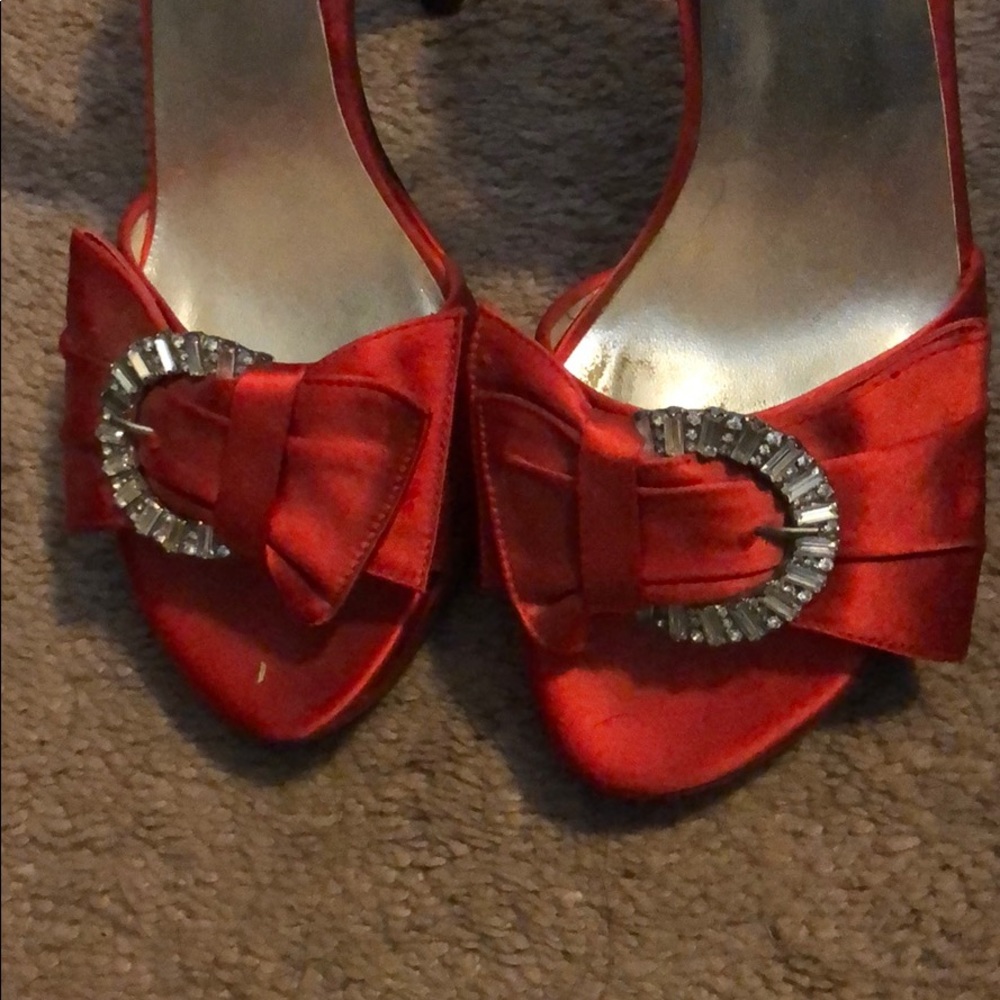 Red Statin Stuart Weizman Sandals - image 3